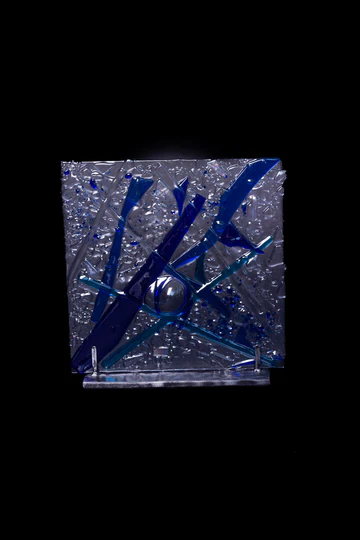 Glass sculpture "In Action"